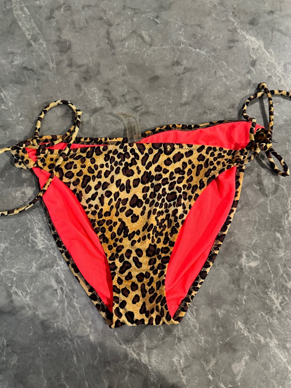 Vintage Victoria's Secret Sz M  Leopard One-Piece with Neon Pink Panels Y2K 00’s